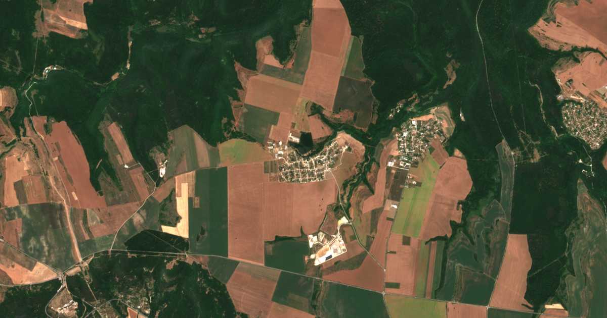 Satellitenkarte von Vǎglen