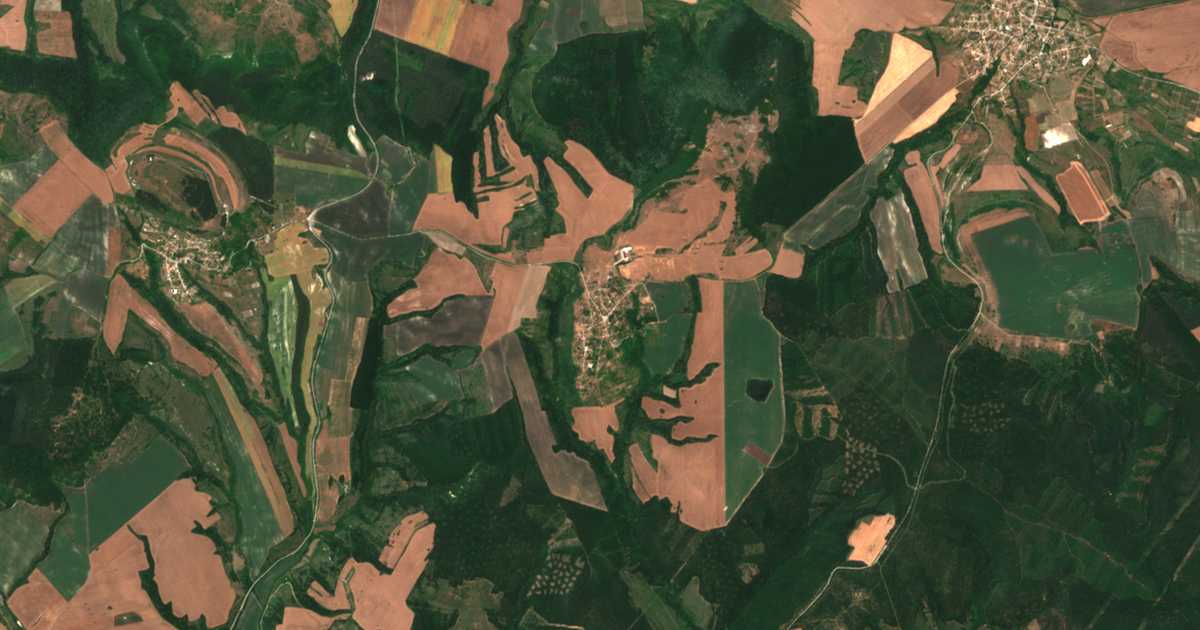 Satellitenkarte von Čajka