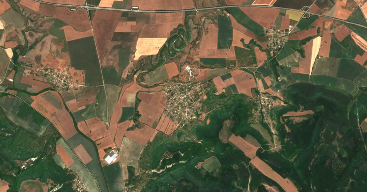Satellitenkarte von Petrov Dol