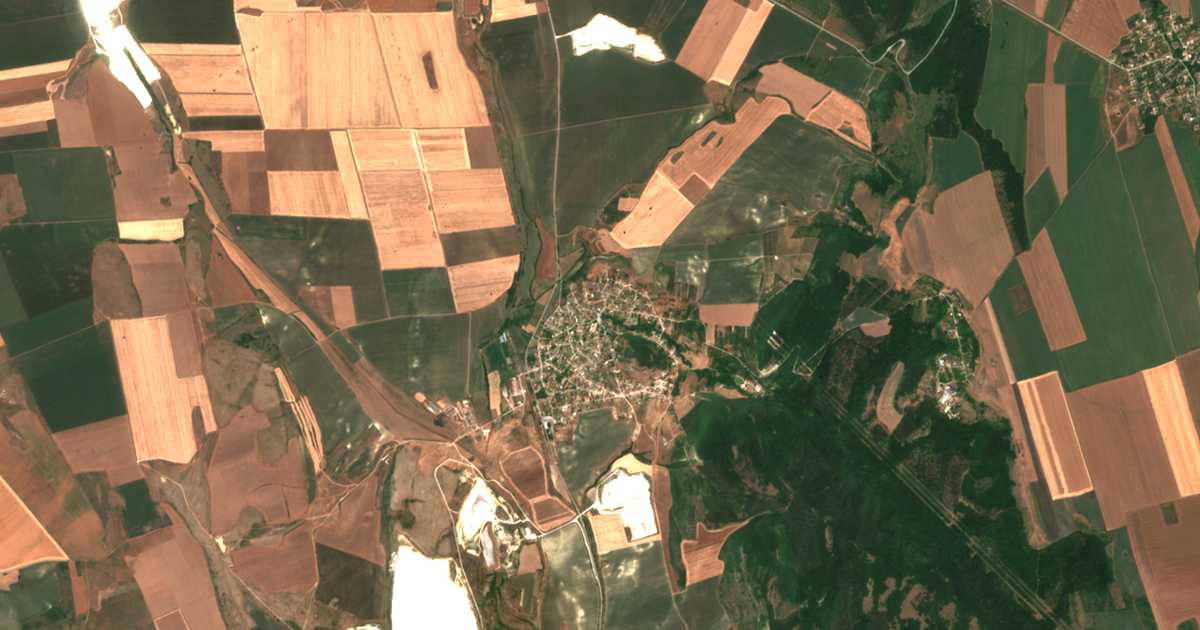 Satellitenkarte von Černevo