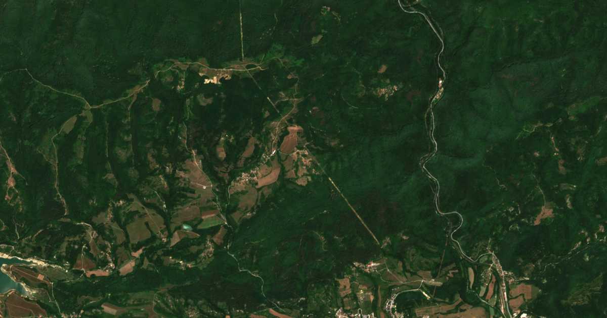 Satellitenkarte von Tǎrkašeni