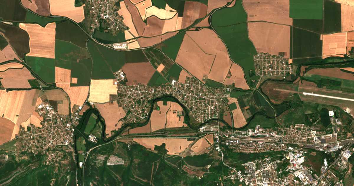 Satellitenkarte von Pǎrvomajci