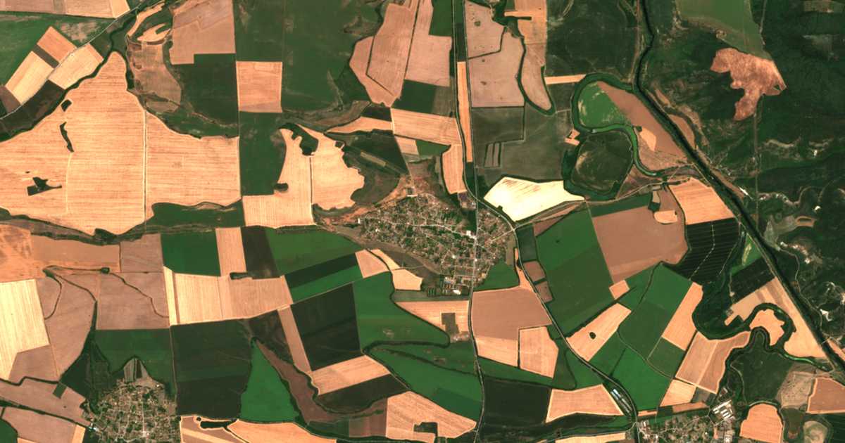 Satellitenkarte von Kucina