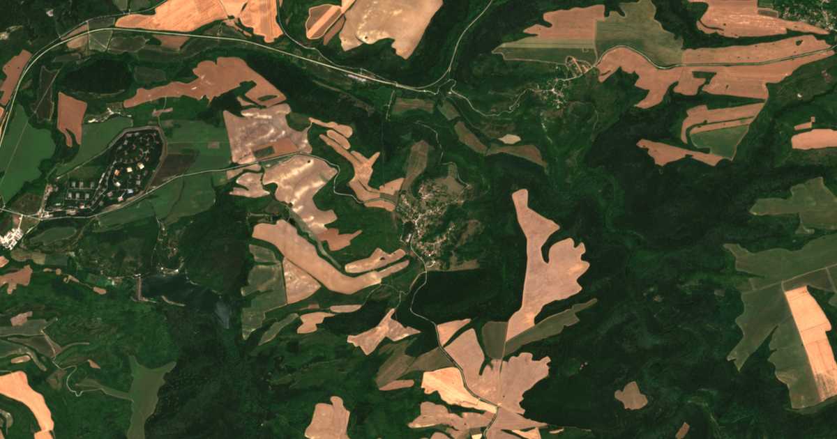 Satellitenkarte von Mirovo