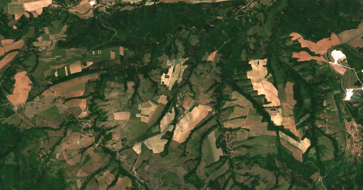 Satellitenkarte von Vǎrba