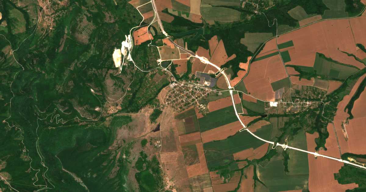Satellitenkarte von Orešec