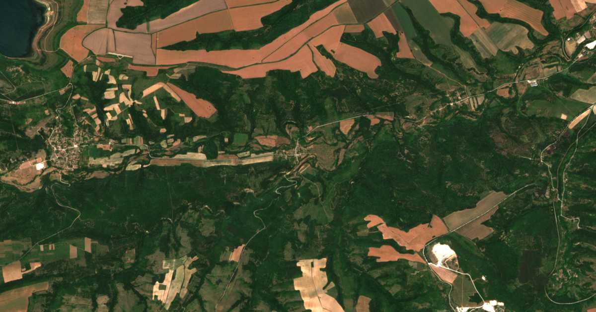Satellitenkarte von Kladorub