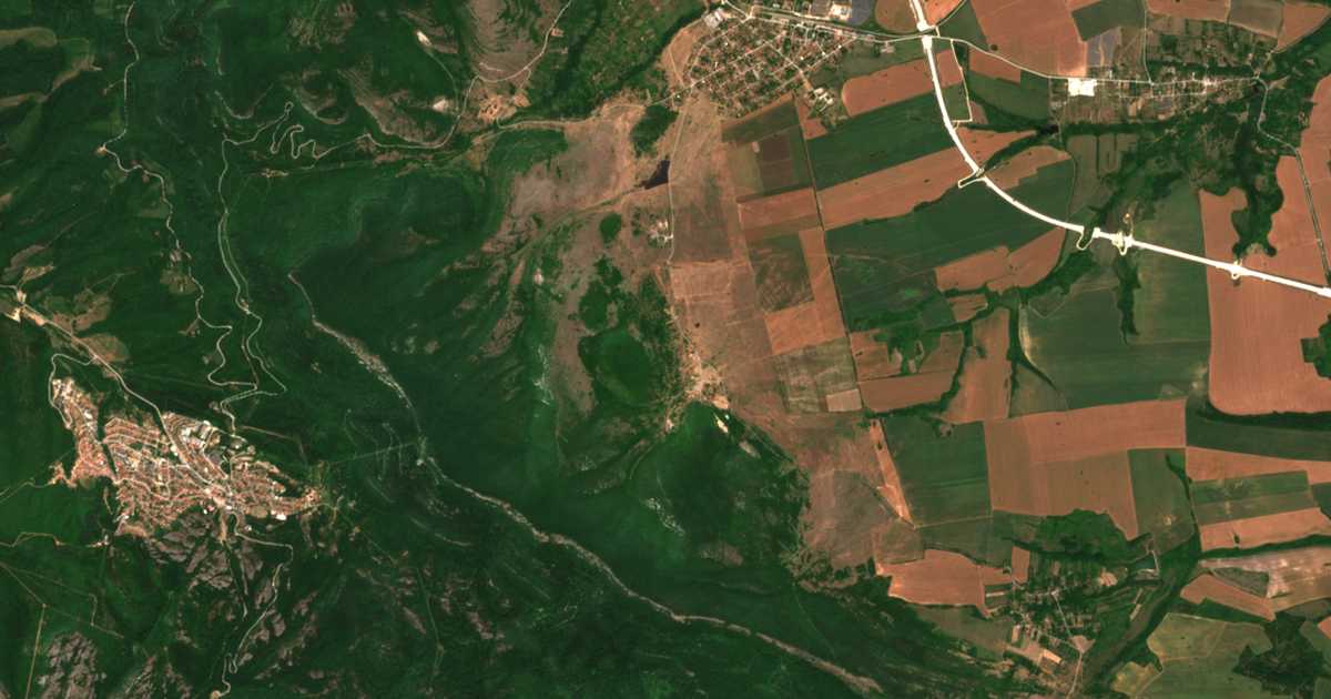 Satellitenkarte von Orešec
