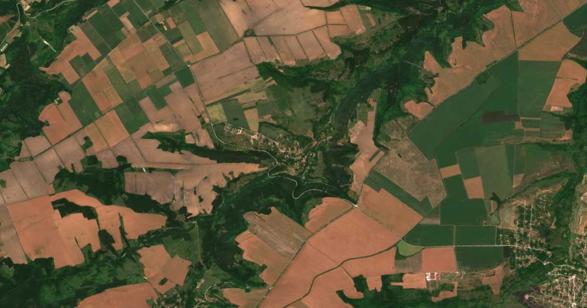 Satellitenkarte von Kosta Perčevo