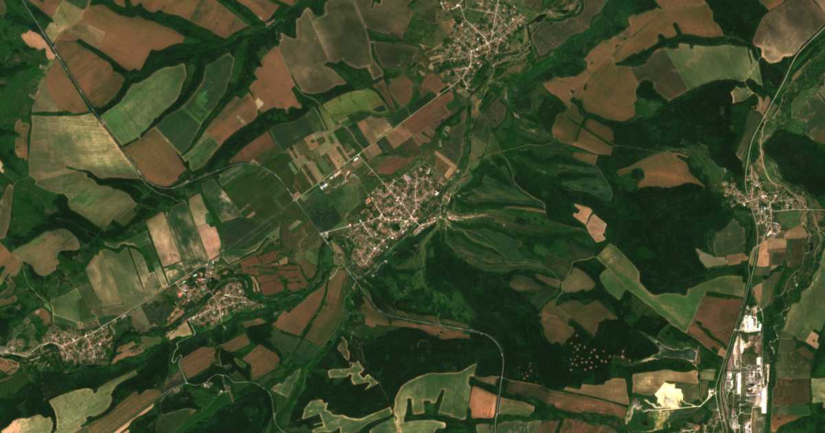 Satellitenkarte von Kravoder