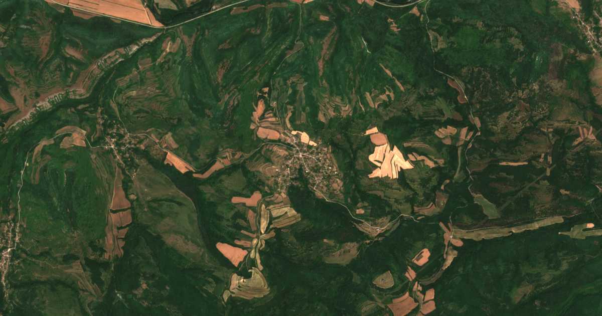 Satellitenkarte von Sinjo Bǎrdo