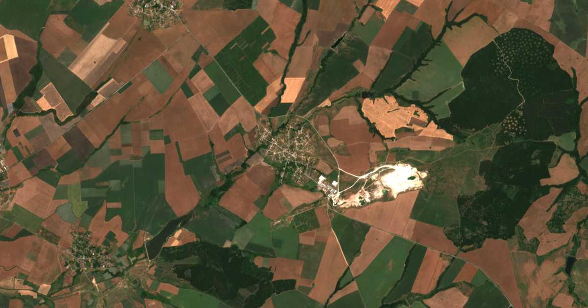 Satellitenkarte von Kamenec