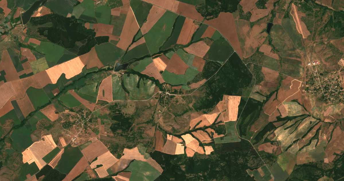 Satellitenkarte von Lejarovo