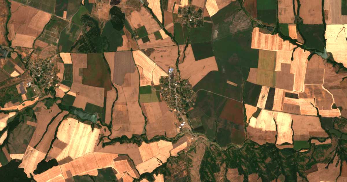 Satellitenkarte von Pǎrvenec