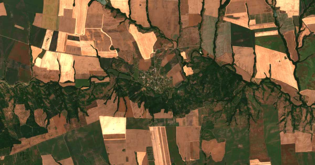 Satellitenkarte von Pravdino