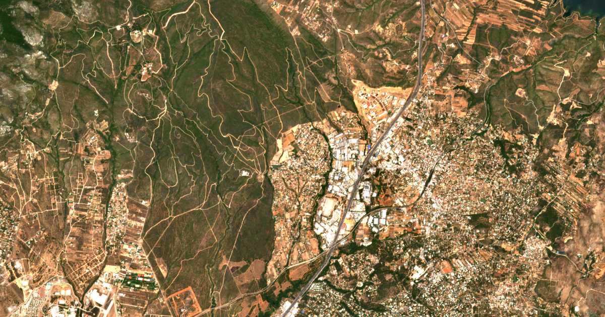 Satellitenkarte von Kryonérion