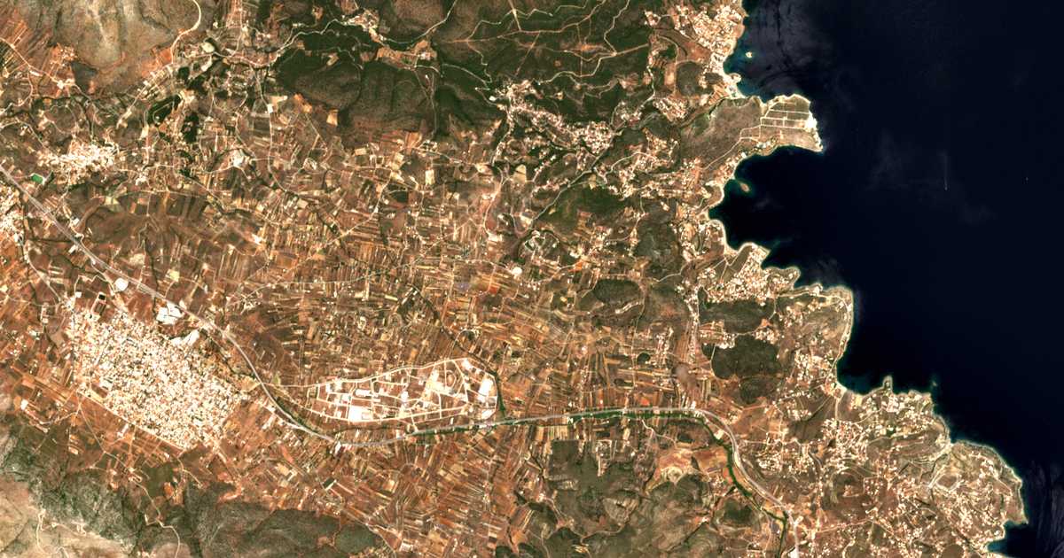 Satellitenkarte von Myrtéza