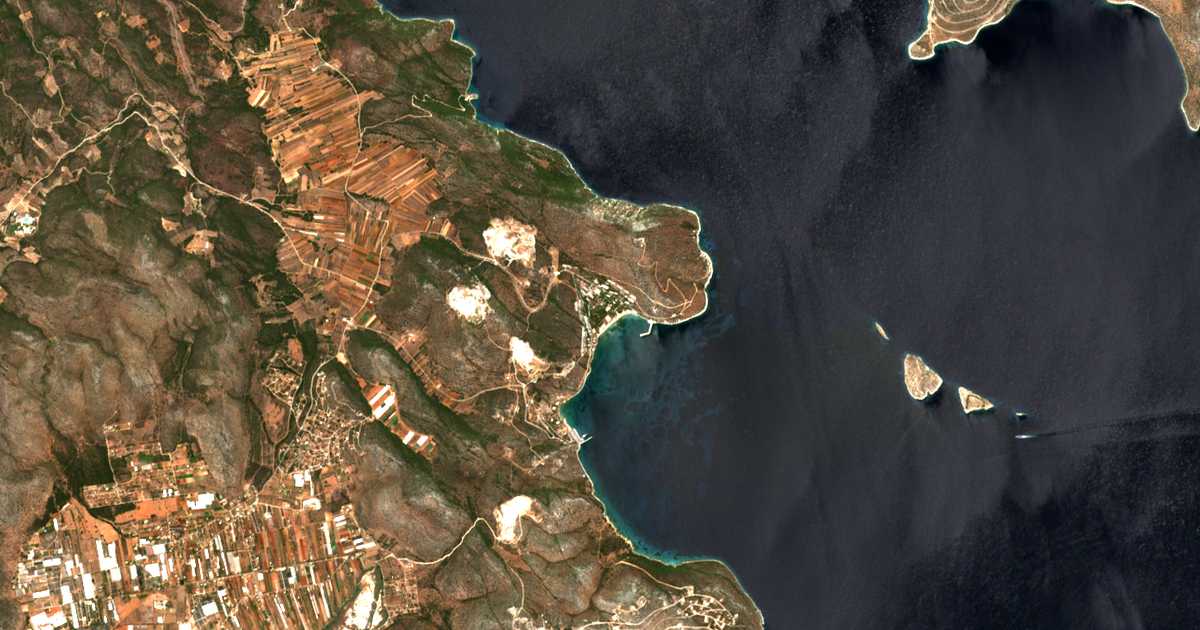 Satellitenkarte von Agía Marína