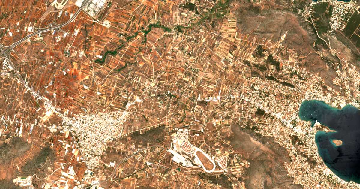 Satellitenkarte von Agía Triáda