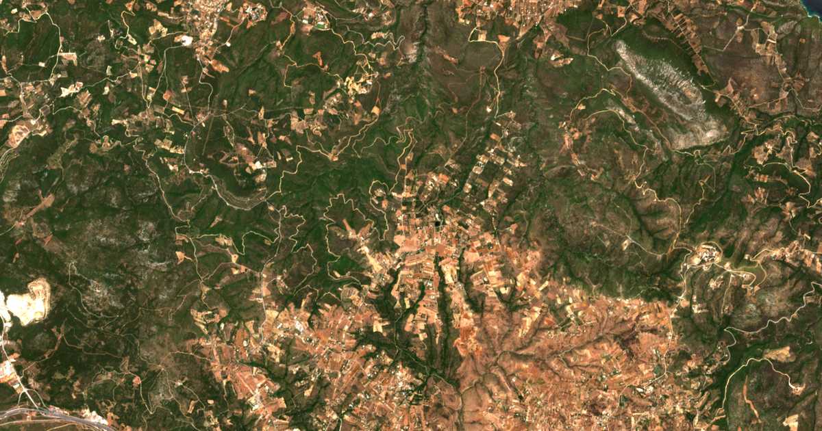 Satellitenkarte von Ágioi Anárgyroi