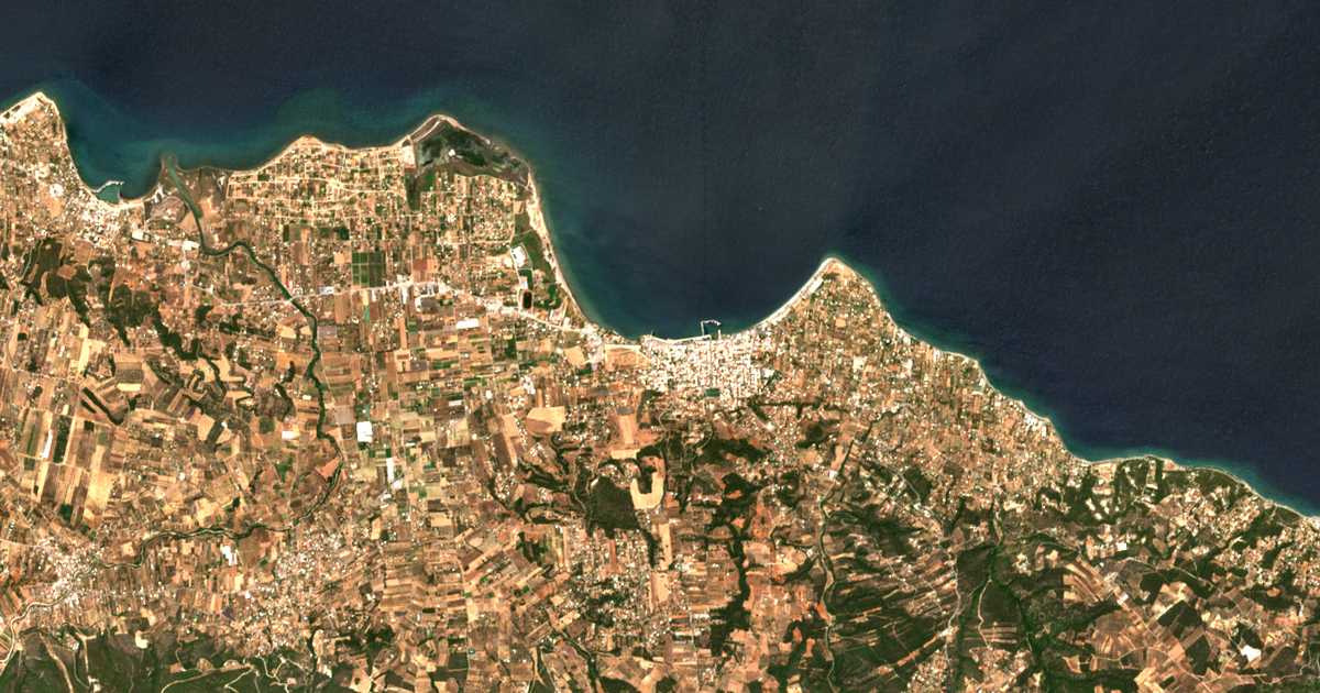 Satellitenkarte von Skála Oropoú