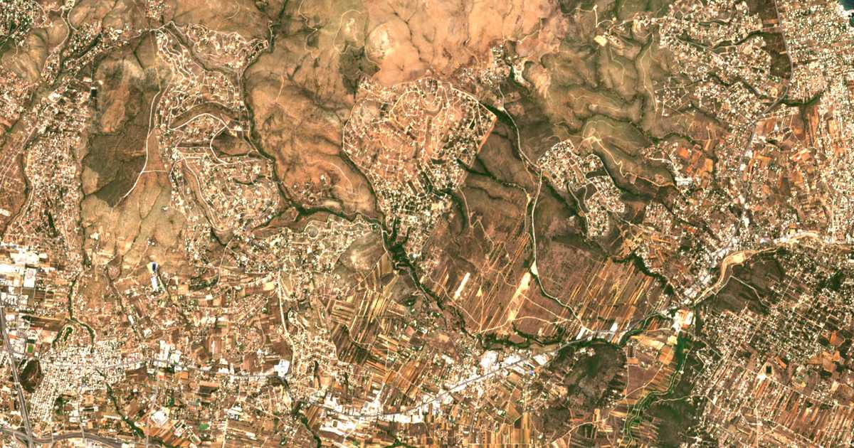 Satellitenkarte von Dióni