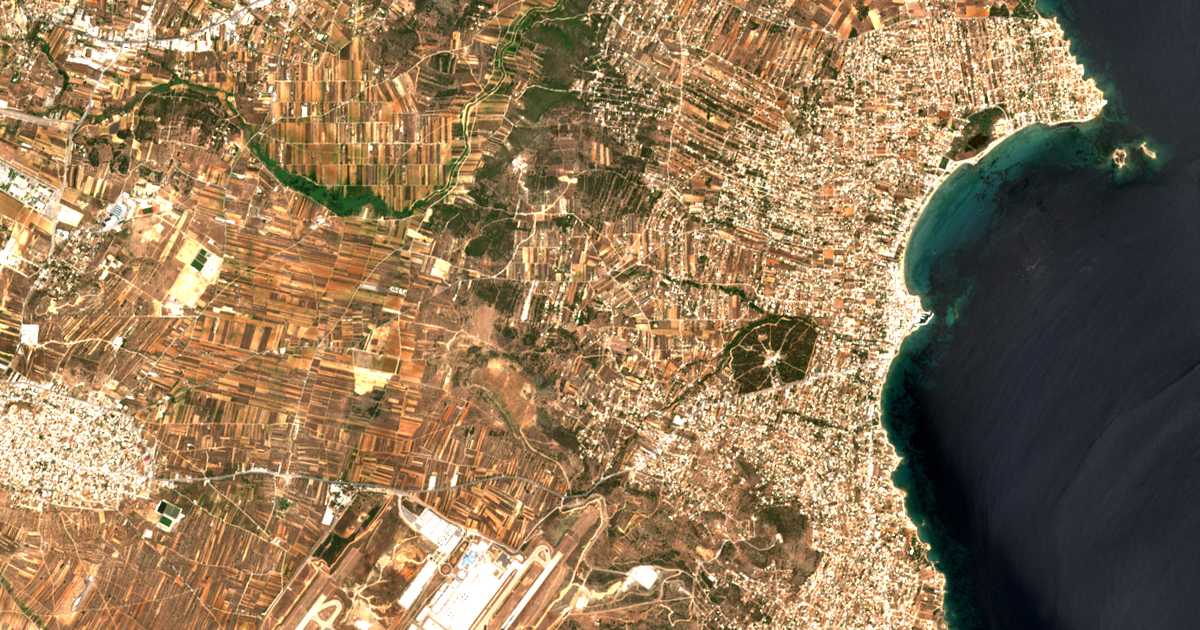 Satellitenkarte von Velanidiá