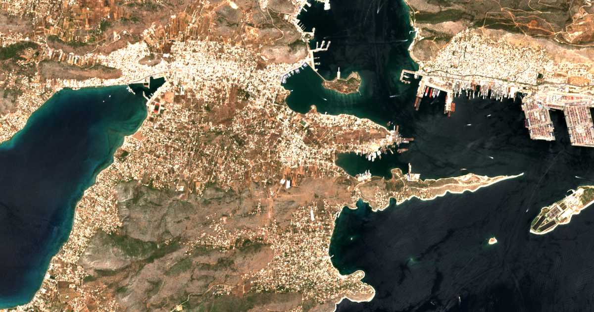 Satellitenkarte von Ampelakia