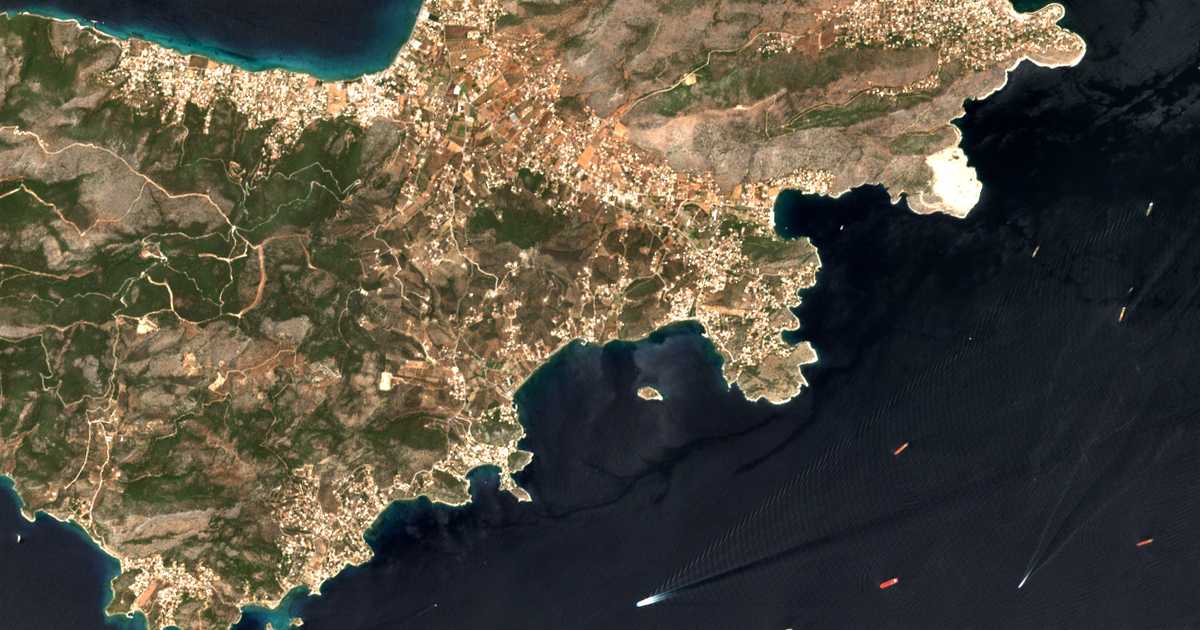 Satellitenkarte von Dimítrani