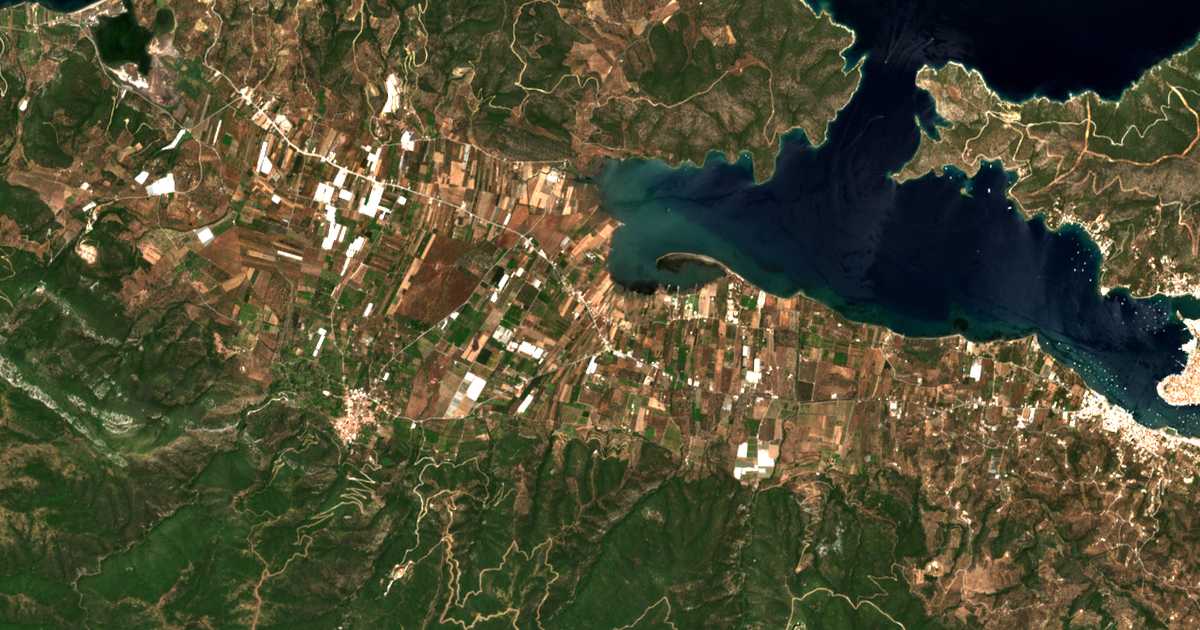 Satellitenkarte von Ágios Geórgios
