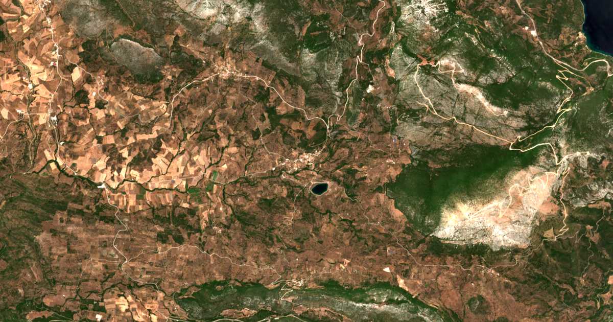 Satellitenkarte von Karatzás