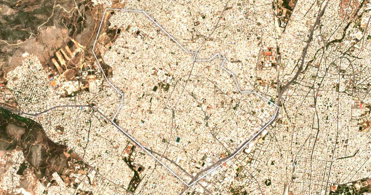 Satellitenbild mit eingezeichneter Grenze: Peristeri