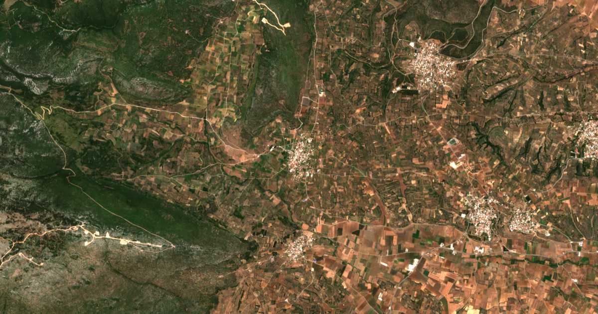 Satellitenkarte von Áskri