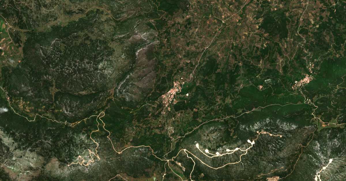 Satellitenkarte von Agía Triás