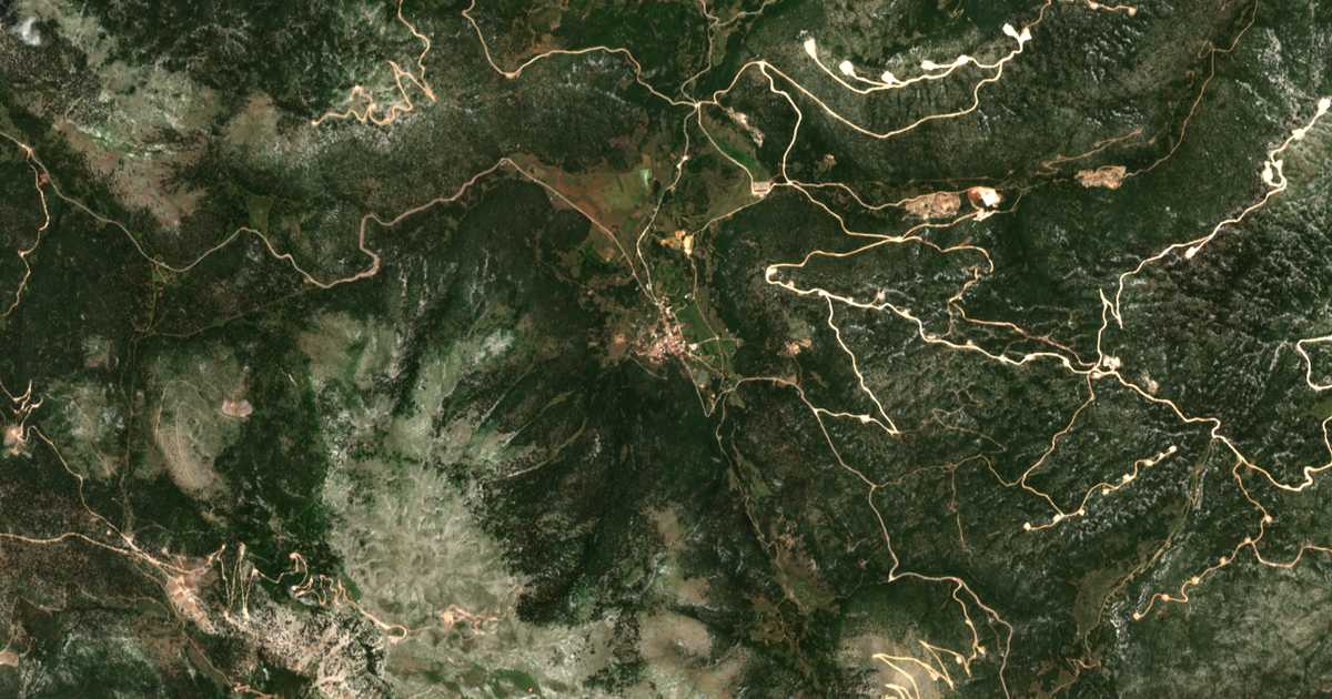 Satellitenkarte von Agía Ánna