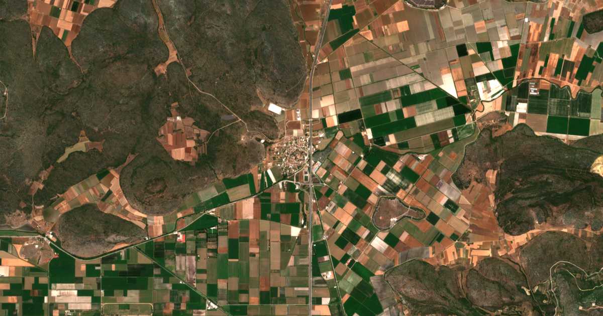Satellitenkarte von Kástron