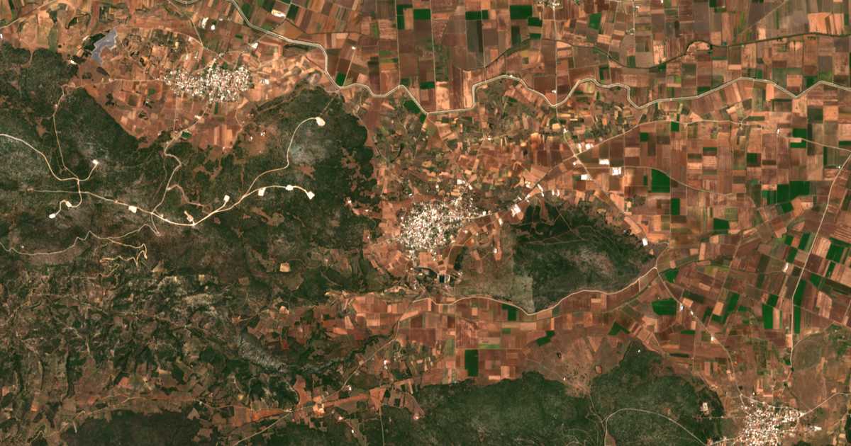 Satellitenkarte von Kaparéllion