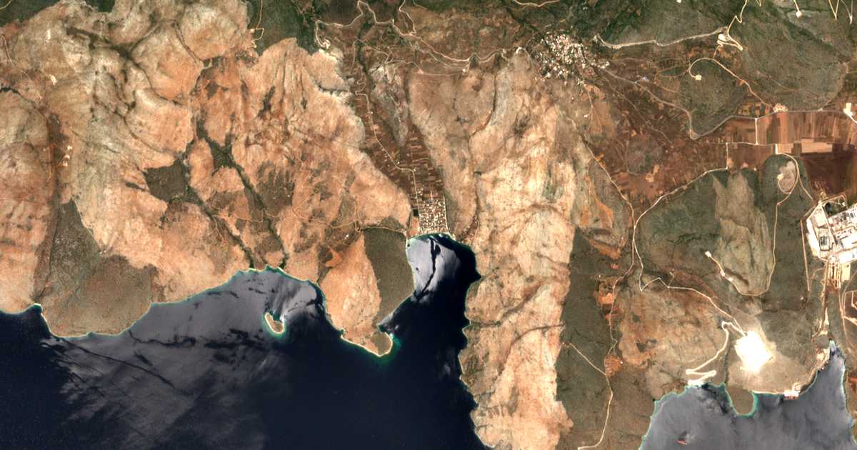 Satellitenkarte von Paralía