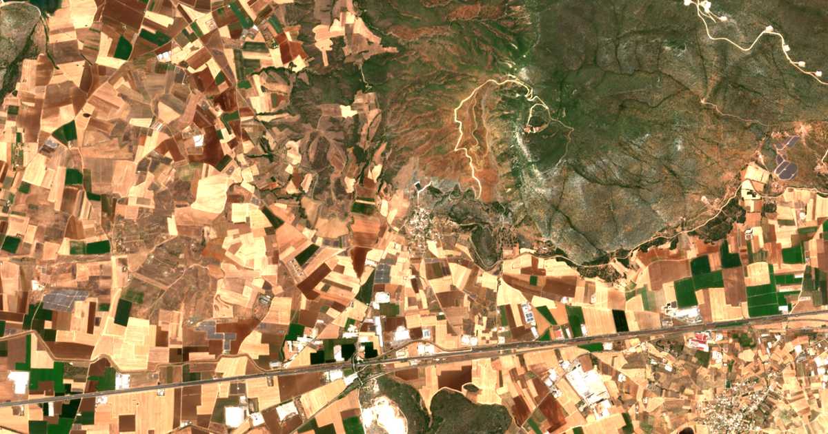 Satellitenkarte von Ýpaton