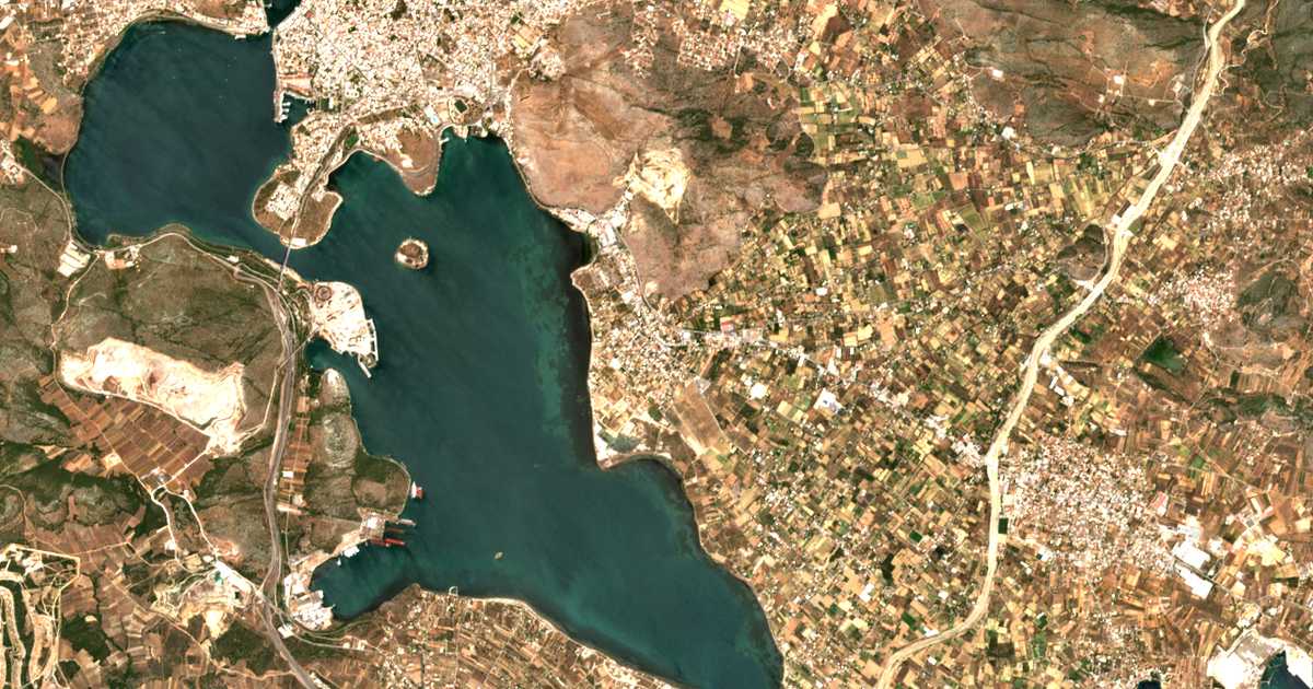 Satellitenkarte von Néa Lámpsakos