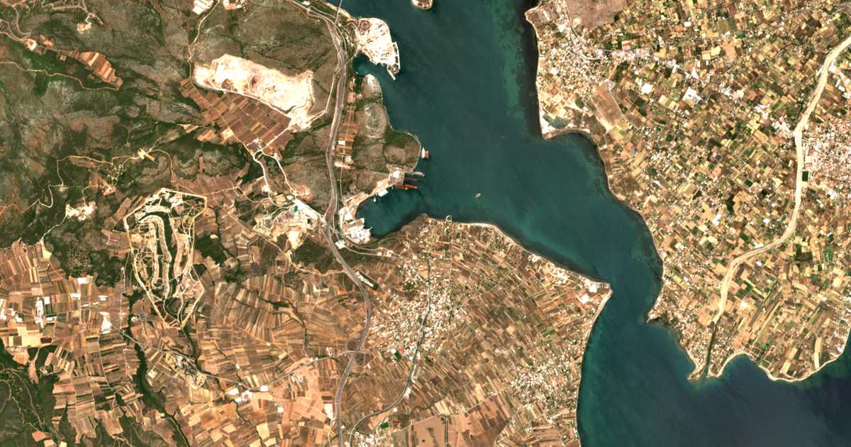 Satellitenkarte von Paralía