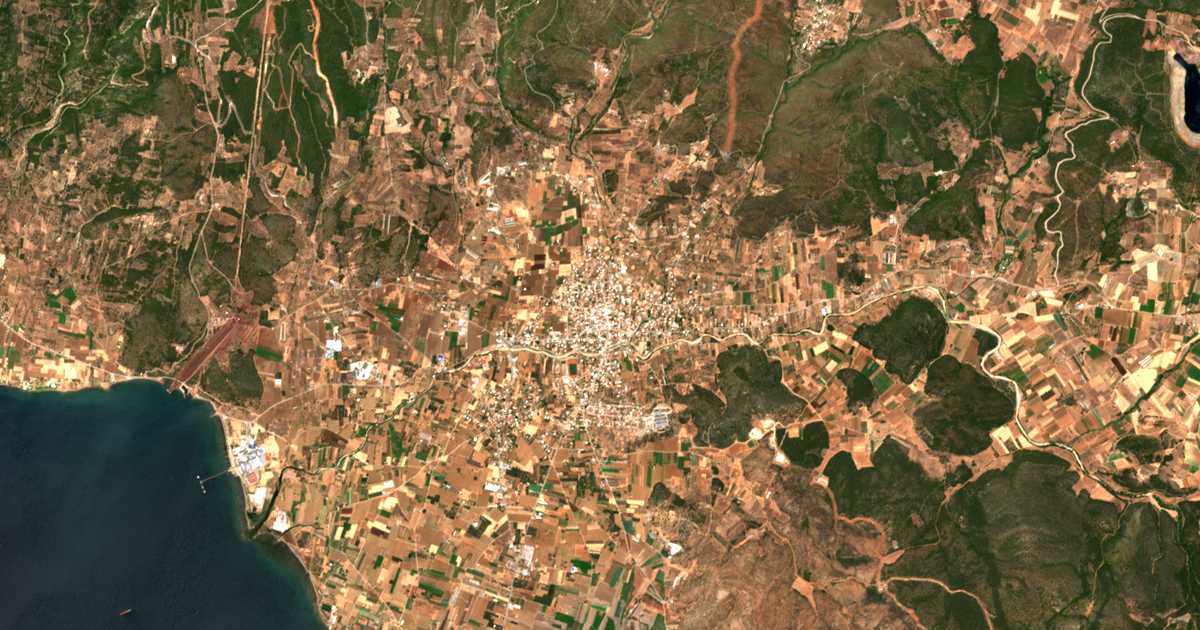 Satellitenkarte von Psachná
