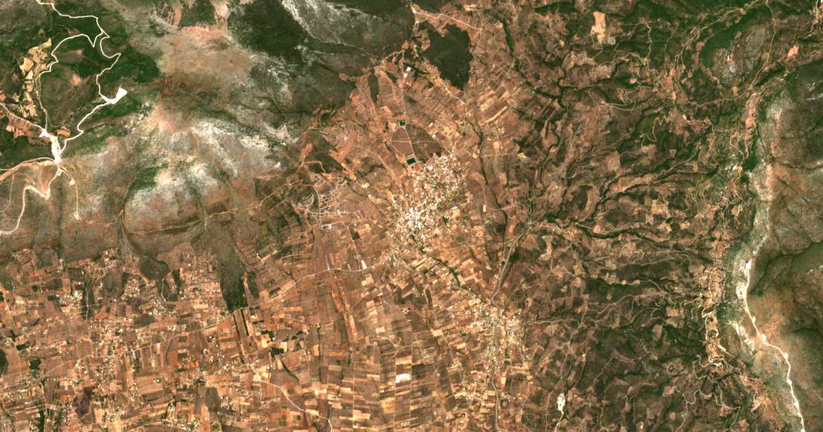 Satellitenkarte von Gymnón