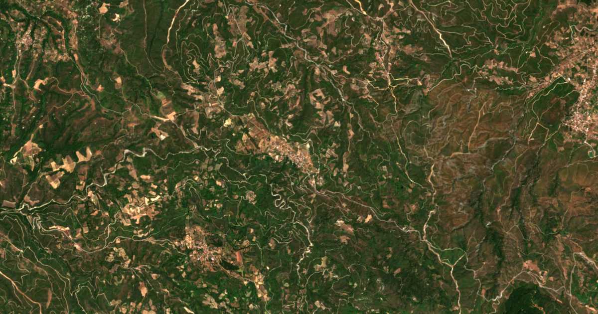 Satellitenkarte von Agdínai