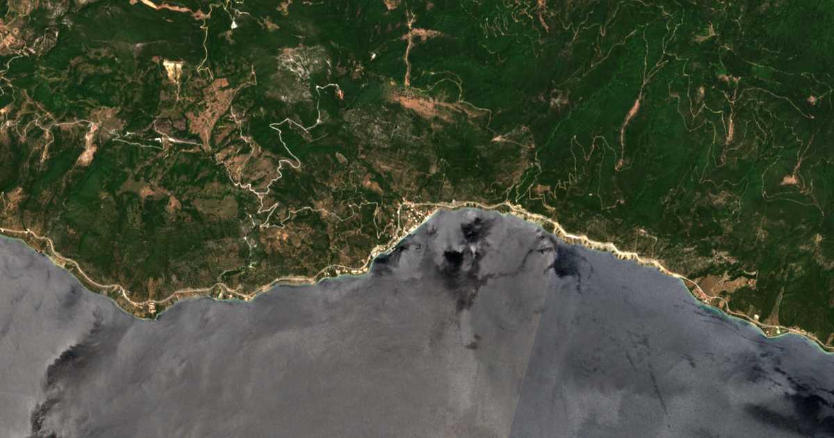 Satellitenkarte von Ília