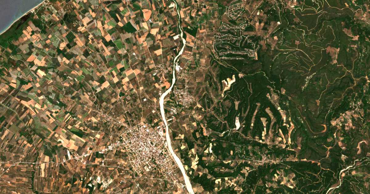 Satellitenkarte von Néa Sinasós