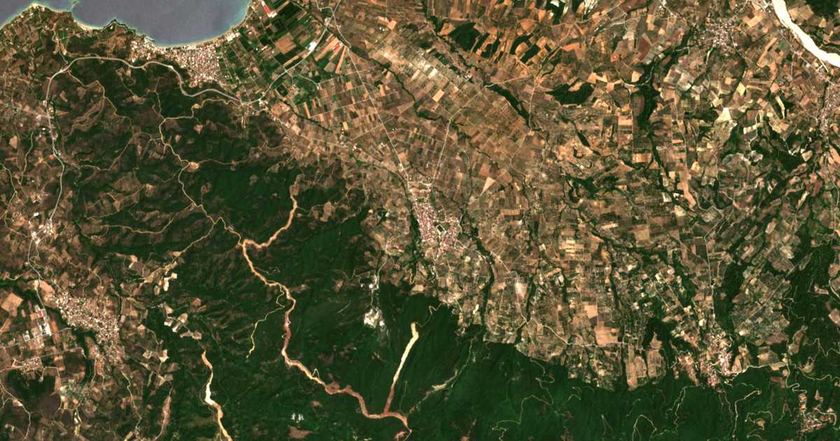 Satellitenkarte von Taxiárchis