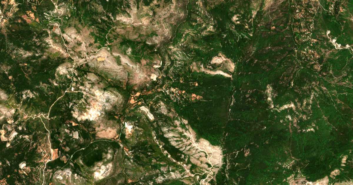 Satellitenkarte von Ágios Dimítrios
