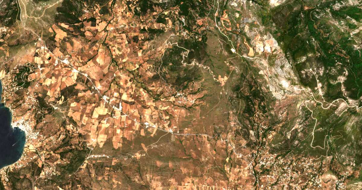 Satellitenkarte von Katsarónion