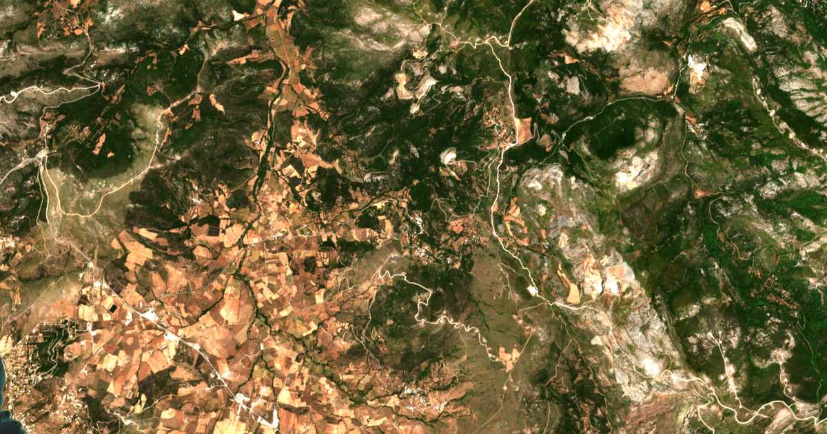 Satellitenkarte von Paradeísion